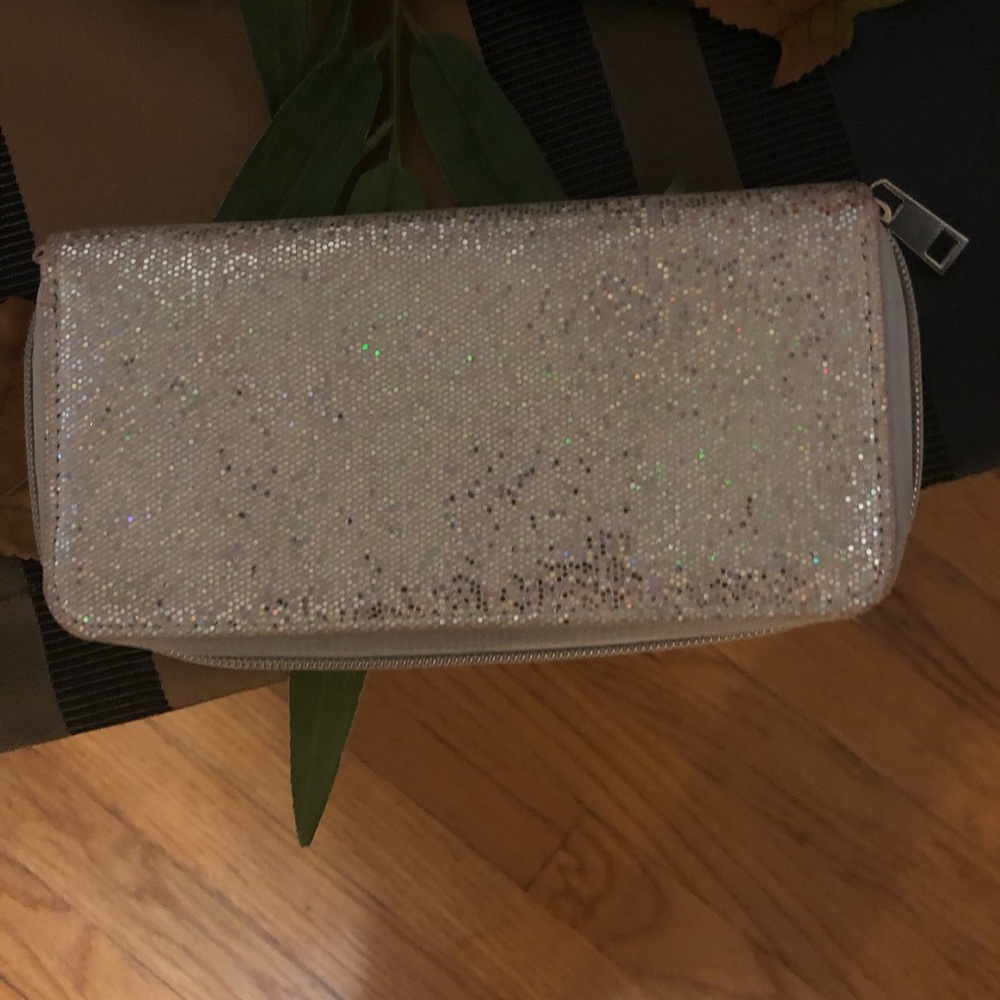 Wallet - Picture 3 of 4